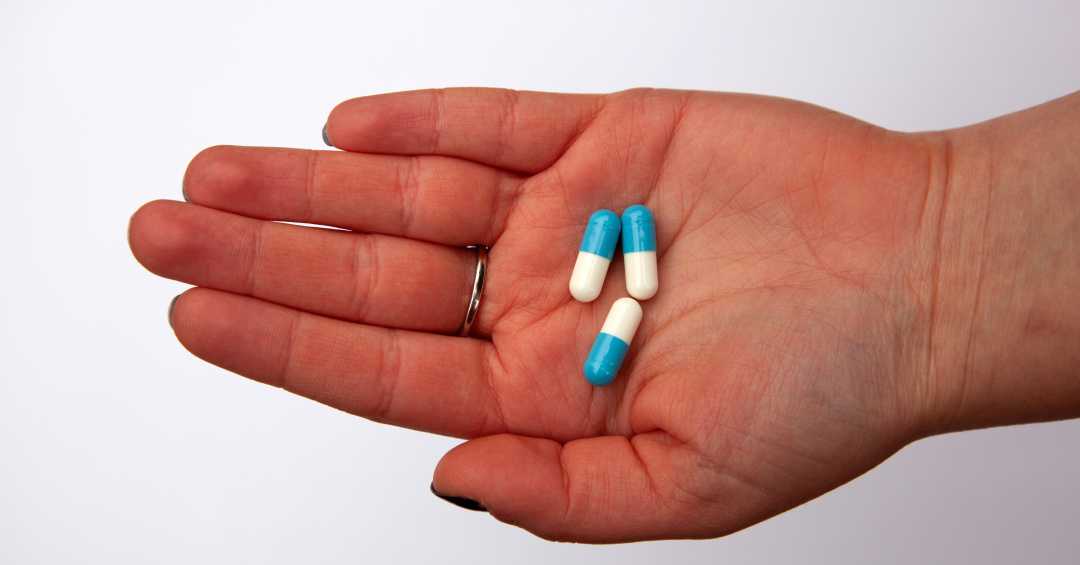 5 ideias de títulos:
1. Cefalexina 500mg: Guia Completo de Uso e Indicações
2. Entenda os Efeitos Colaterais da Cefalexina e Como Lidar com Eles
3. Cefalexina: Quando Usar e Quando Evitar o Antibiótico
4. O Que Fazer se Esquecer de Tomar a Cefalexina?
5. Cefalexina e Gravidez: O Que Você Precisa Saber