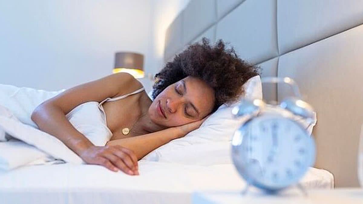 Como o Método Militar Pode Ajudar a Combater a Insônia