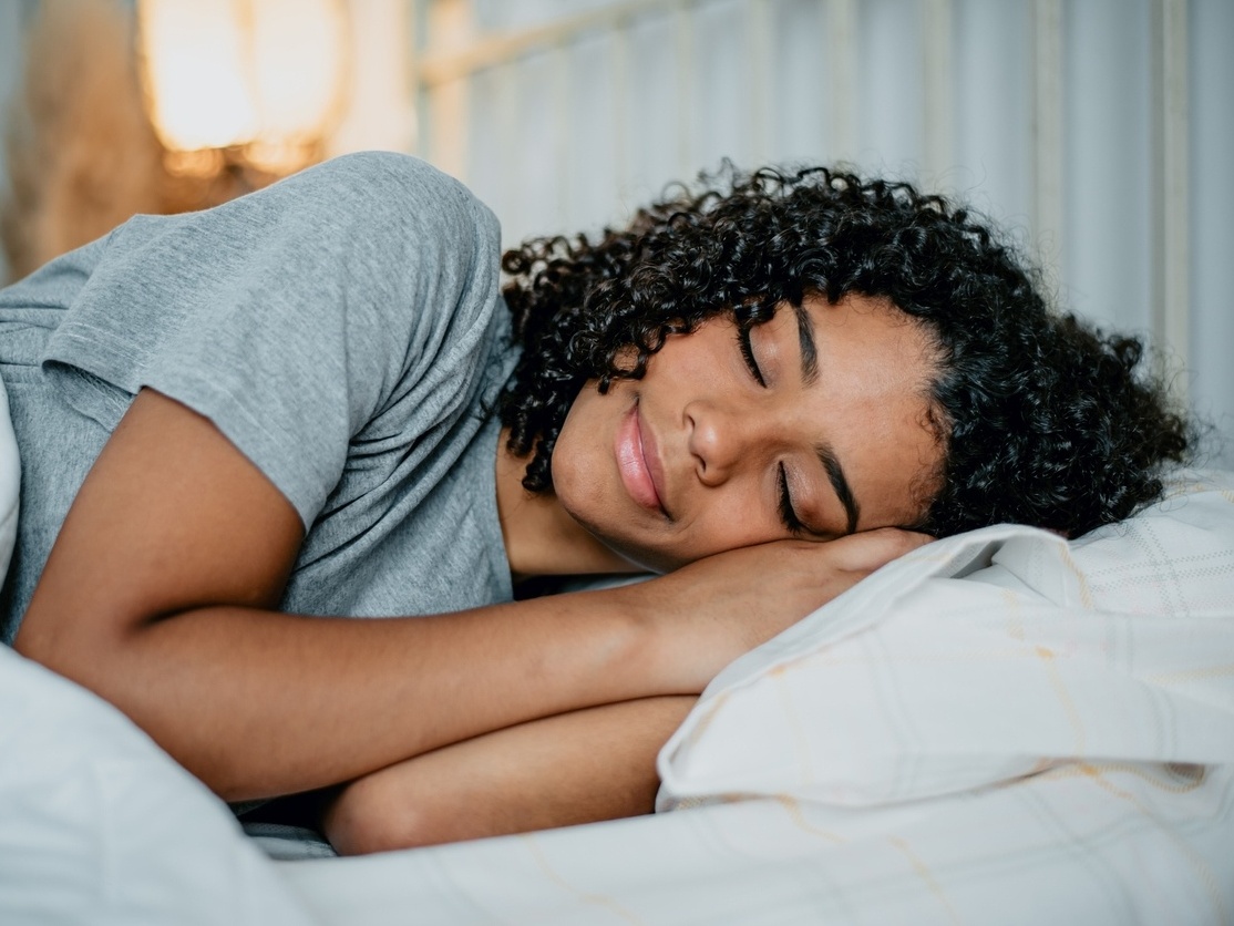 O Impacto da Luz Azul na Produção de Melatonina e no Sono