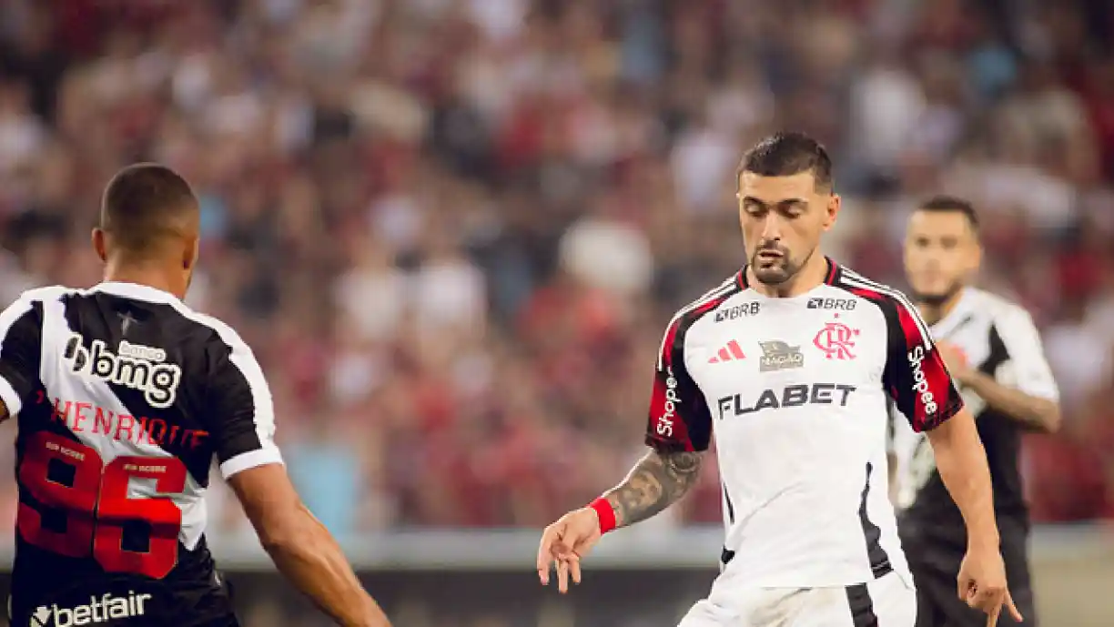 é que tá o jogo do flamengo