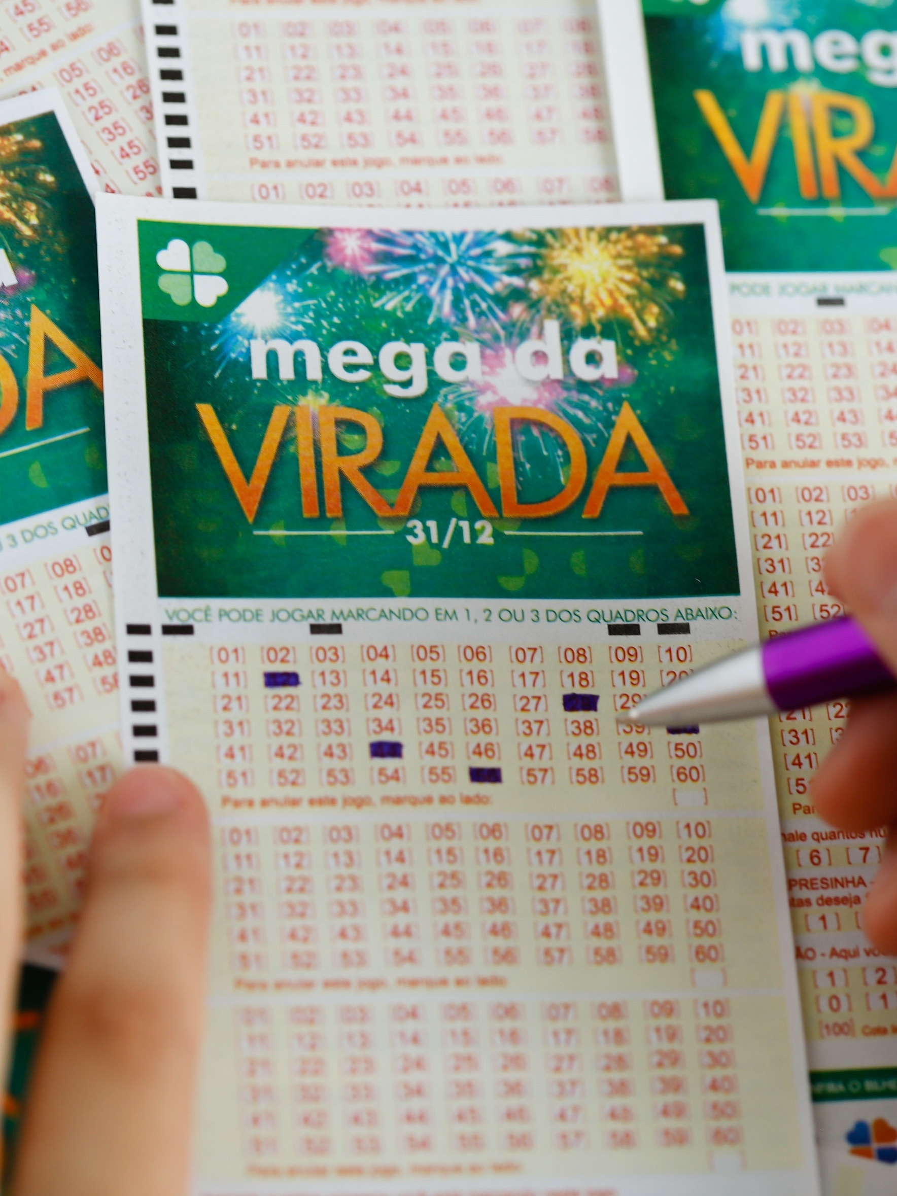 1. Como aumentar suas chances de ganhar na Mega da Virada: Estratégias e Dicas.
2. Mega da Virada: Entenda as probabilidades e o valor de cada aposta.
3. Os números que mais saíram na Mega da Virada: Uma análise estatística.
4. Guia completo: Onde e como apostar na Mega da Virada online e presencialmente.
5. Mega da Virada: Tudo sobre o sorteio