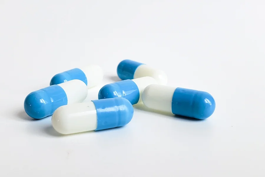 5 ideias de títulos:
1. Omeprazol: Guia Completo de Uso e Indicações
2. Os Riscos da Automedicação com Omeprazol
3. Omeprazol em Jejum: Por Que Essa é a Melhor Forma de Tomar?
4. Efeitos Colaterais e Contraindicações do Omeprazol
5. Omeprazol para Gastrite e Refluxo: Alívio e Cuidados