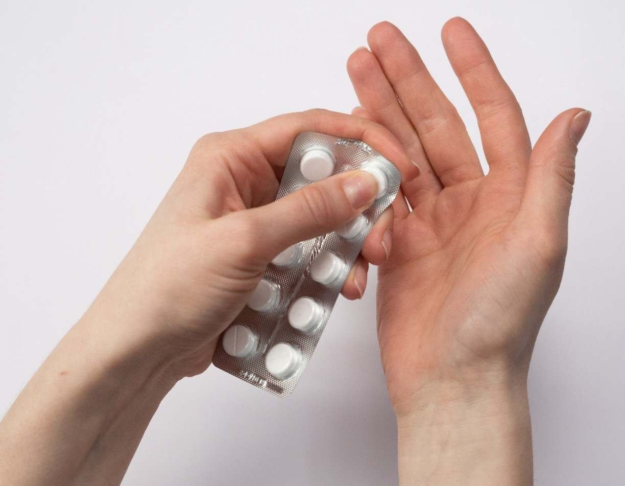 5 ideias de títulos:
1. Prednisona: Guia Completo de Uso e Indicações
2. Entendendo a Prednisona: Para Que Serve e Como Agir
3. Prednisona: Efeitos Colaterais e Cuidados Essenciais
4. Prednisona no Tratamento de Doenças Inflamatórias e Alérgicas
5. Dúvidas Comuns Sobre Prednisona: Dose