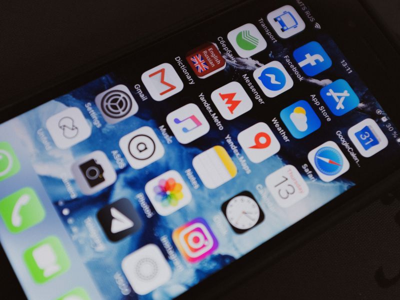 Guia Completo: Como Identificar um iPhone Falso e Evitar Golpes